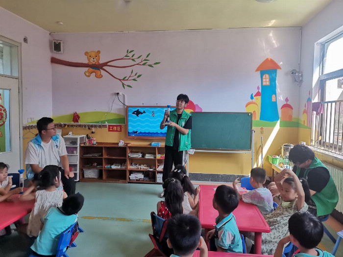 青 山绿水,“河”我守护|江南大学“河”你守绿实践团筑梦绿色新篇章