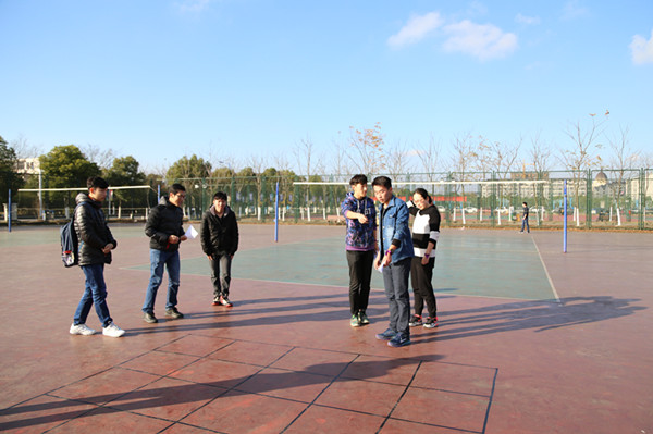 奔跑吧,青马! ----------第八届青马工程环校园趣味活动顺利开展